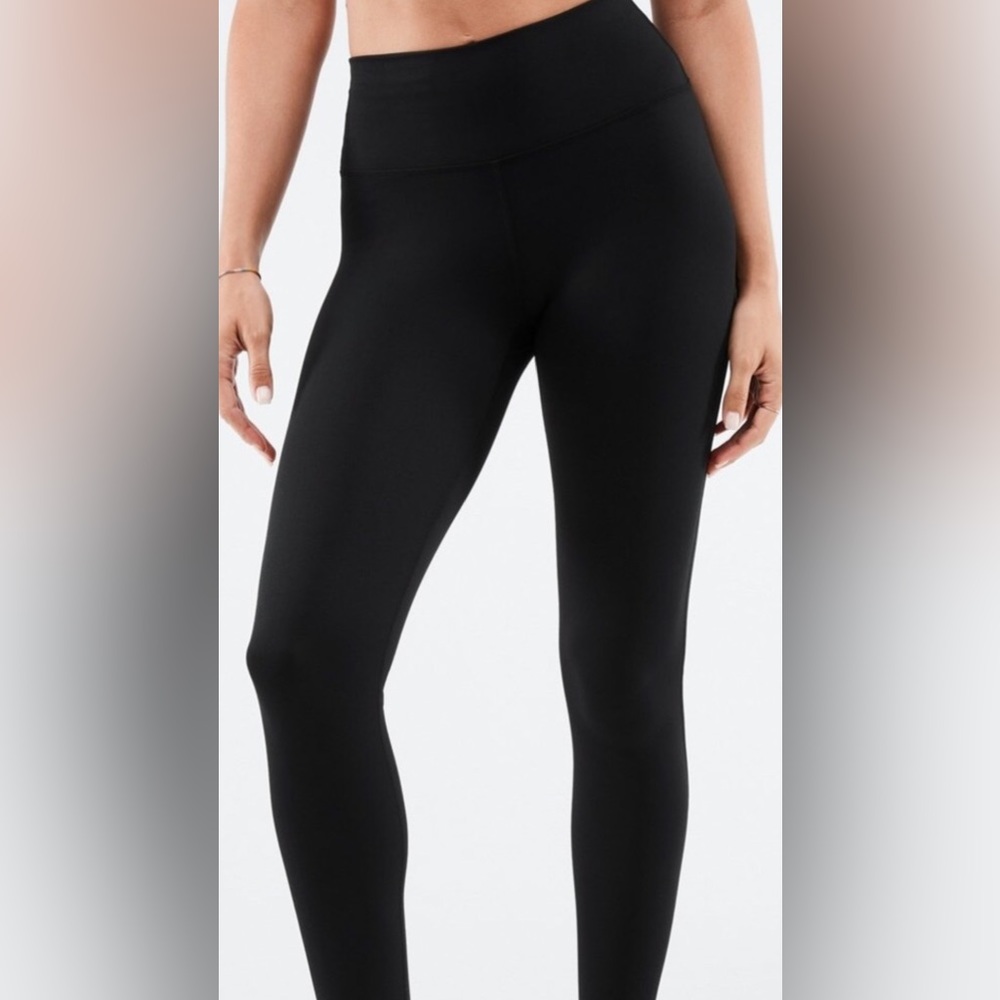 Fabletics. Powerhold. Size medium